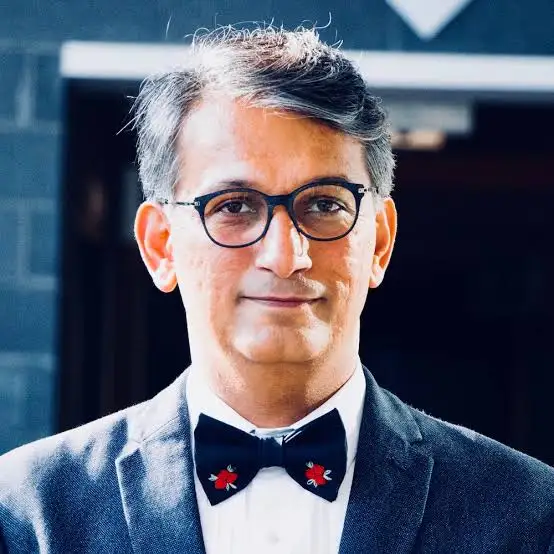 Ebrahim Karimi headshot